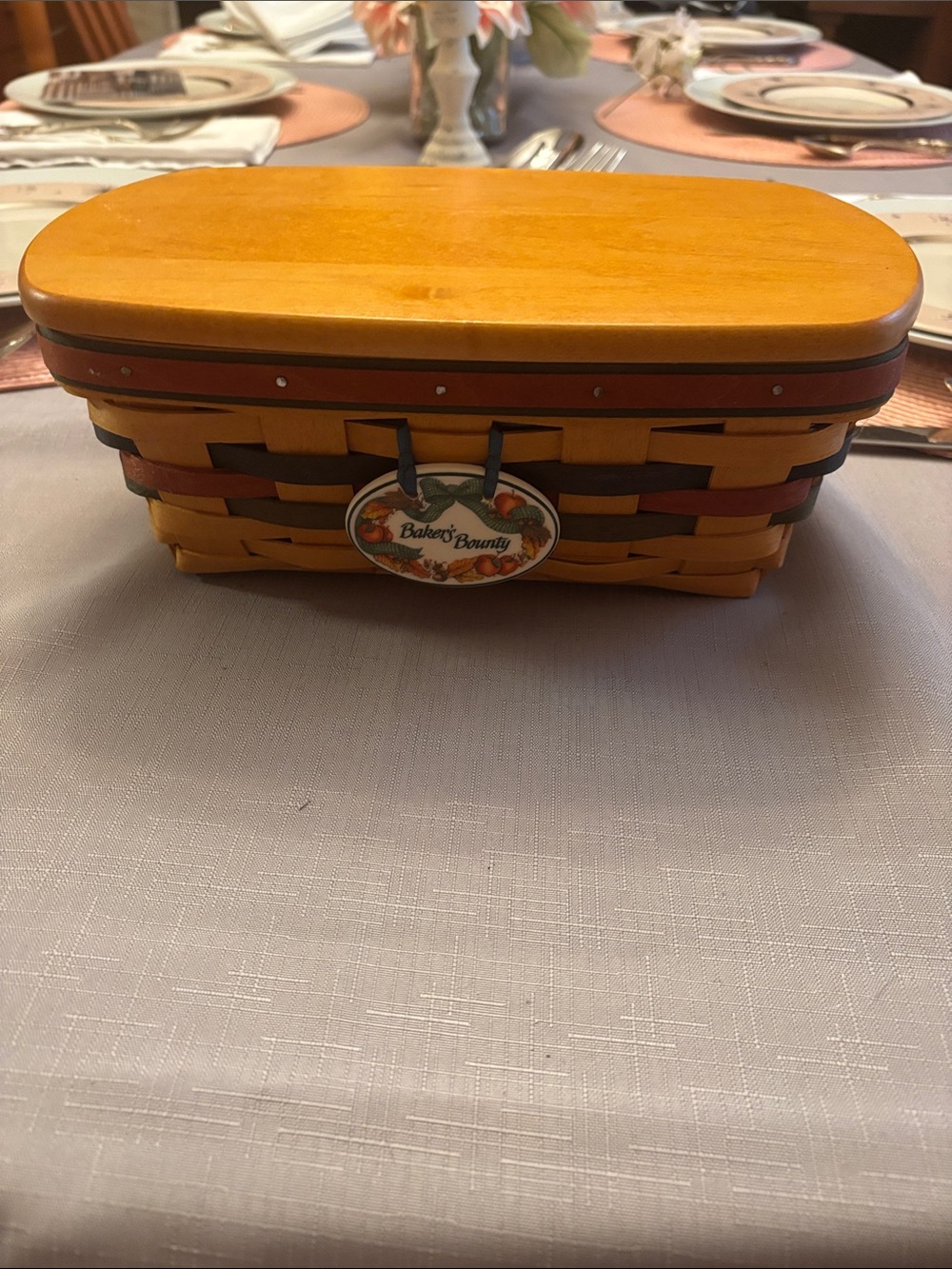 Longaberger 1998 Shades of Autumn Bakers Bounty Basket with Lid.